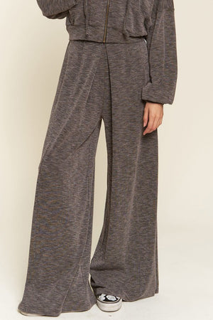 Pleated wide-leg pants - online exclusive