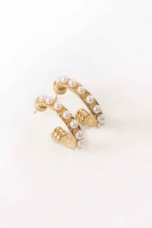 Studded Pearl Hoop Earrings – Nicoletaylorboutique
