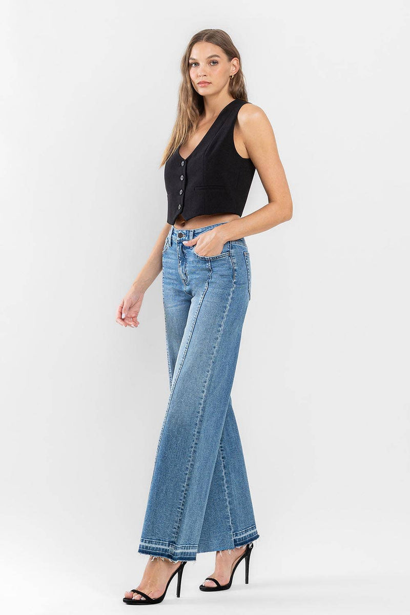 HIGH RISE DISTRESSED SLIM WIDE JEANS