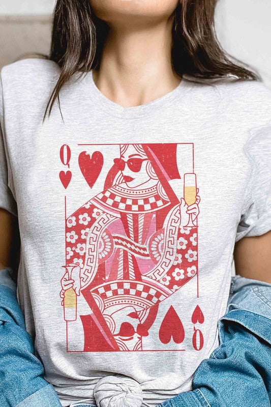 CHAMPAGNE QUEEN OF HEARTS Graphic T-Shirt