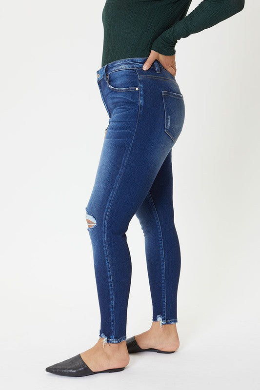 Curvy Girl - Dark Wash High Rise Jeans